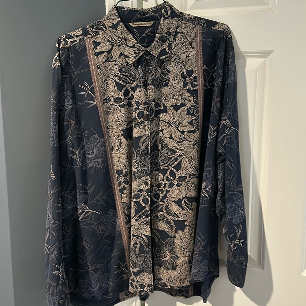 Tommy Bahama button-down shirt xxl